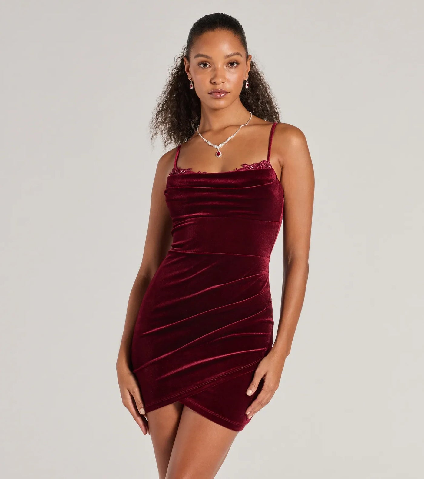 Alyssa Beaded Applique Bodycon Velvet Mini Dress