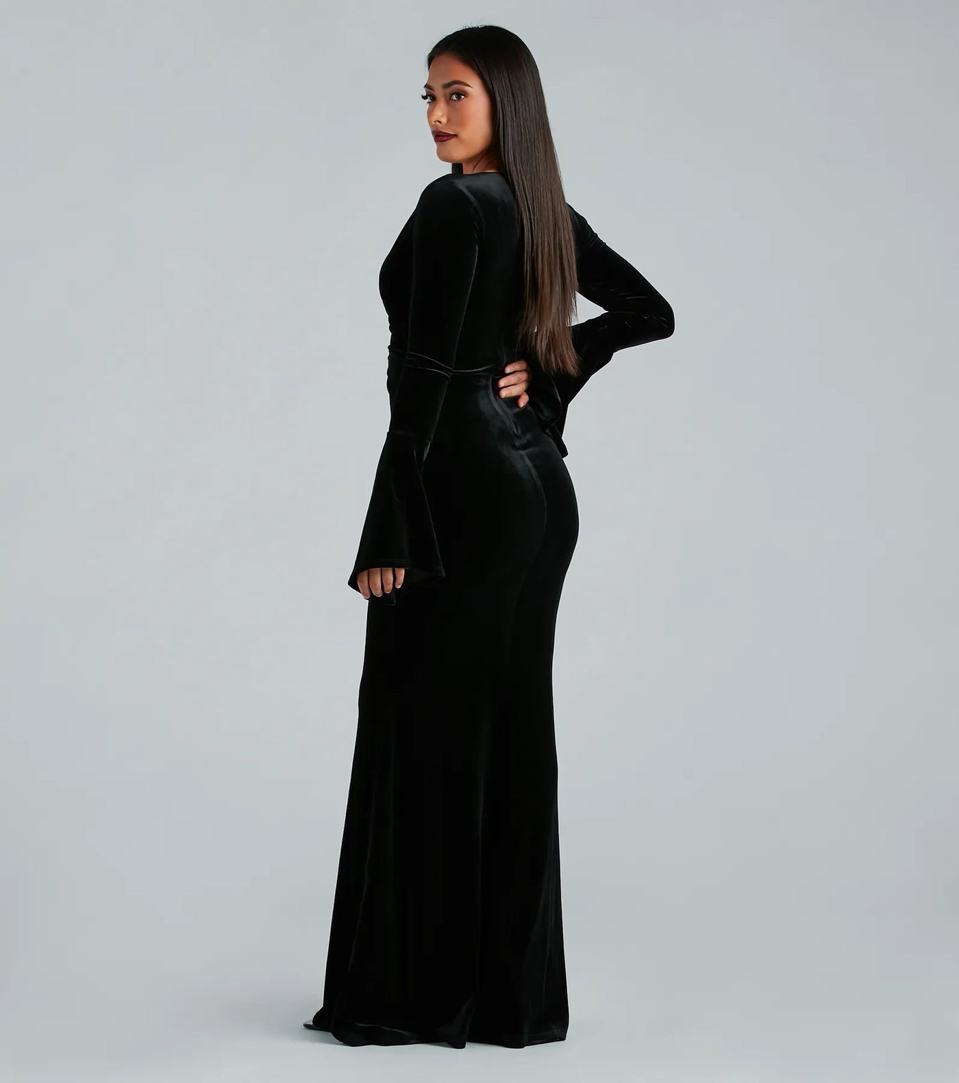 Milena Formal Velvet Bell Sleeve Mermaid Dress