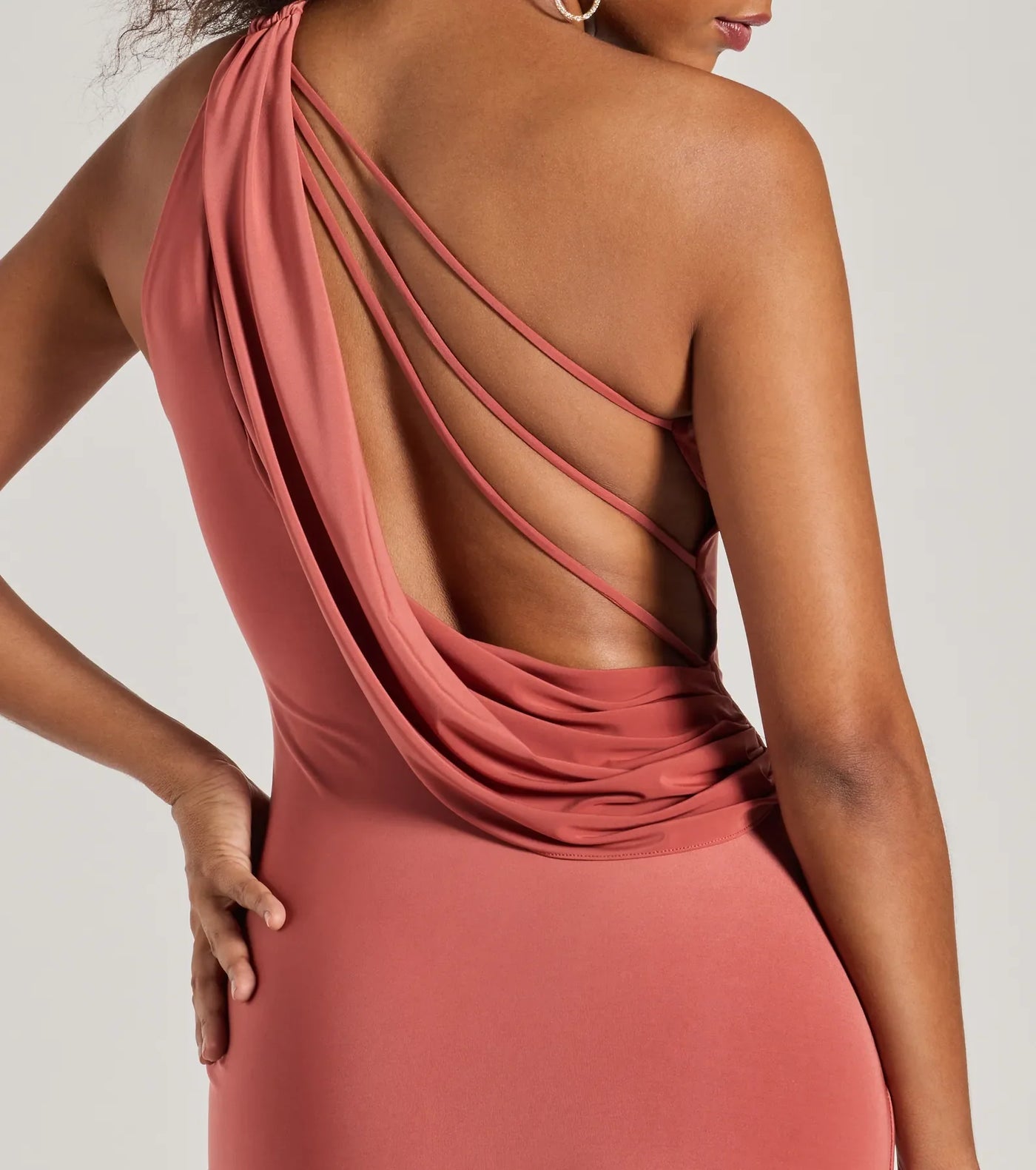 Lilianne One-Shoulder Strappy Back Slit Formal Dress