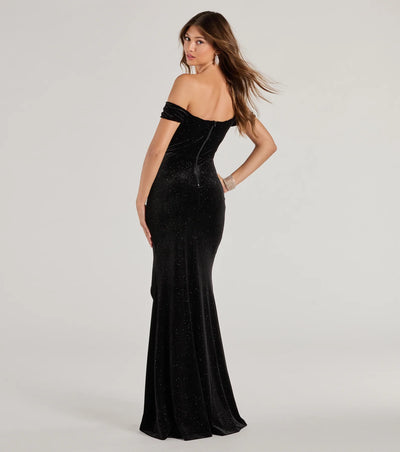 Alayna Velvet Off-The-Shoulder Mermaid Dress