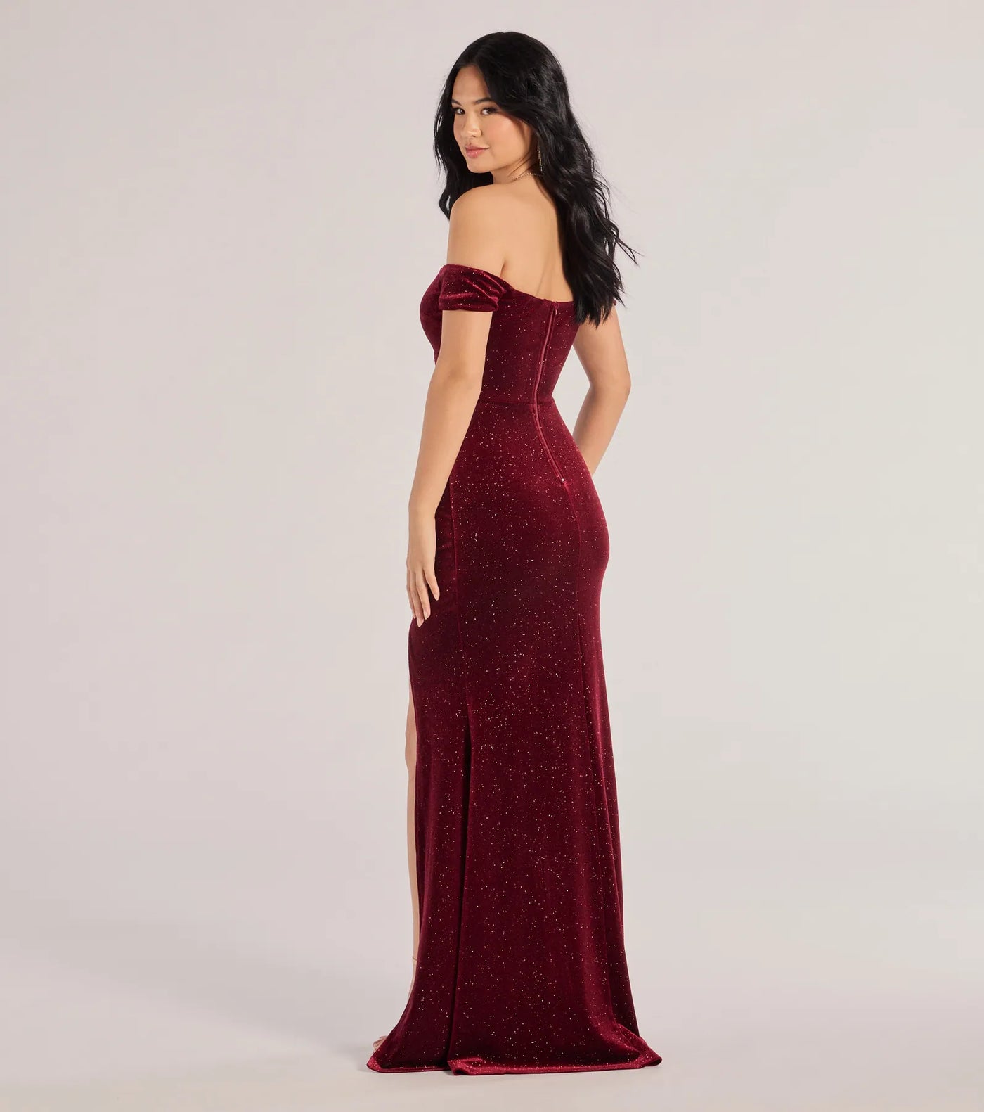 Alayna Velvet Off-The-Shoulder Mermaid Dress