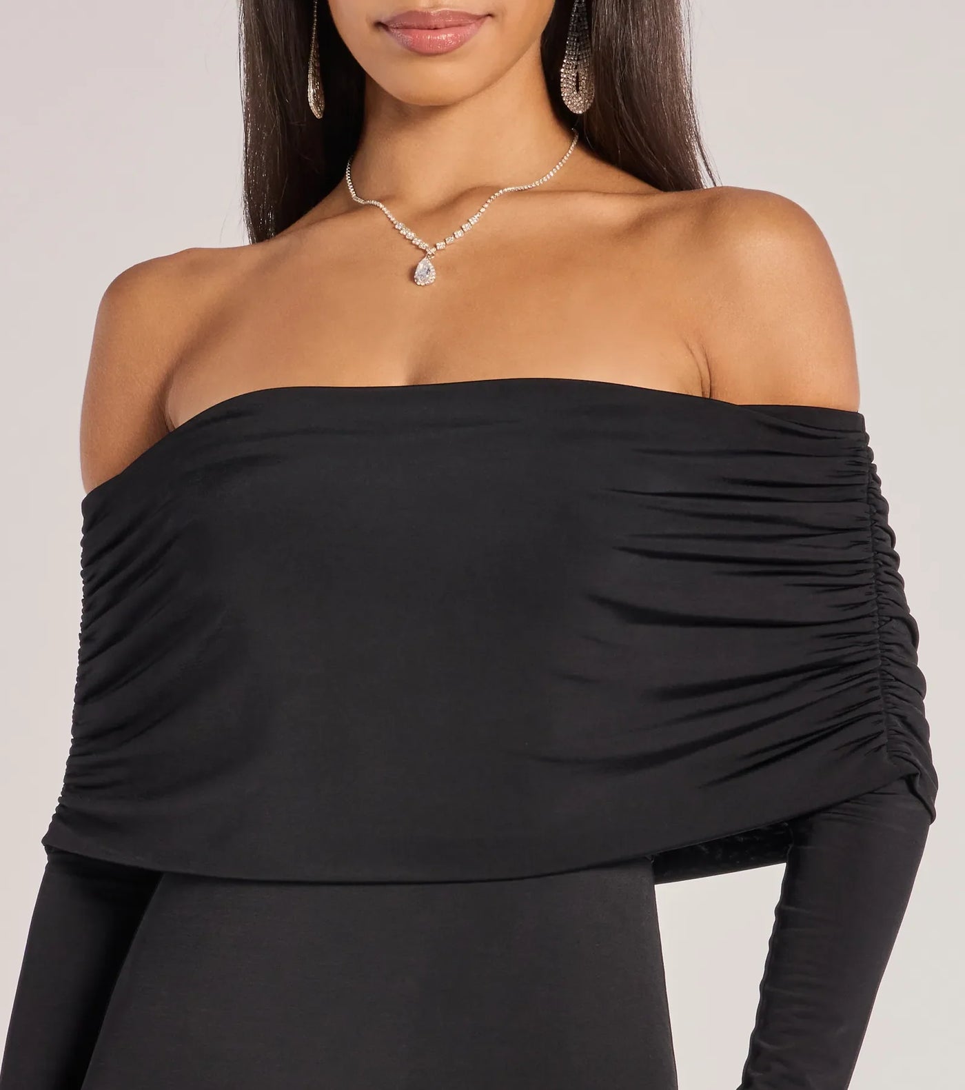 Carmen Off-The-Shoulder Long Sleeve Mermaid Dress