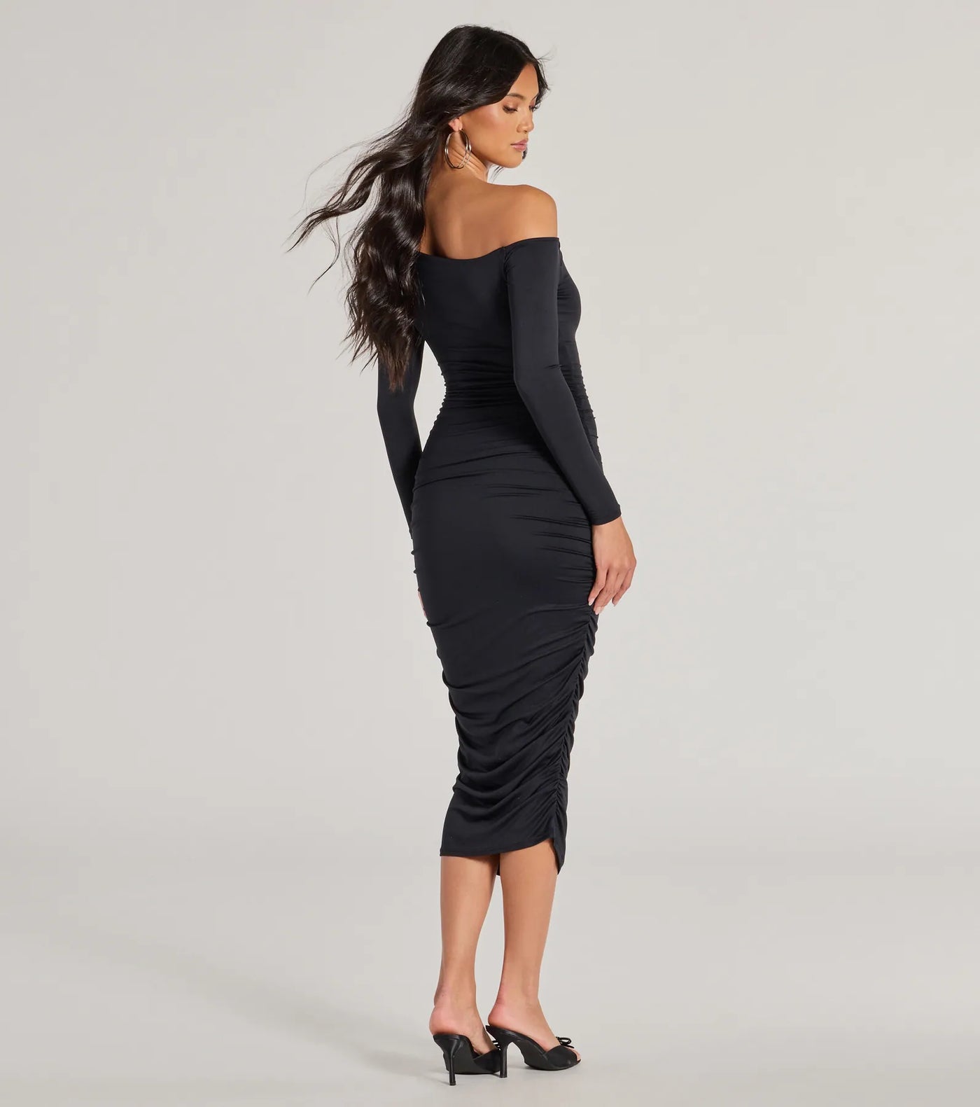 Dinner Date Off-The-Shoulder Long Sleeve Midi Dress