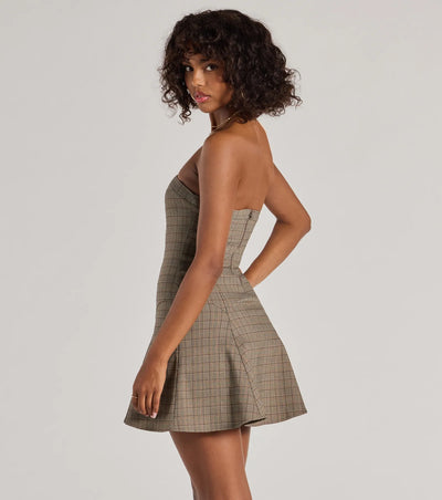 Adorable Look Plaid Print Strapless Skater Dress