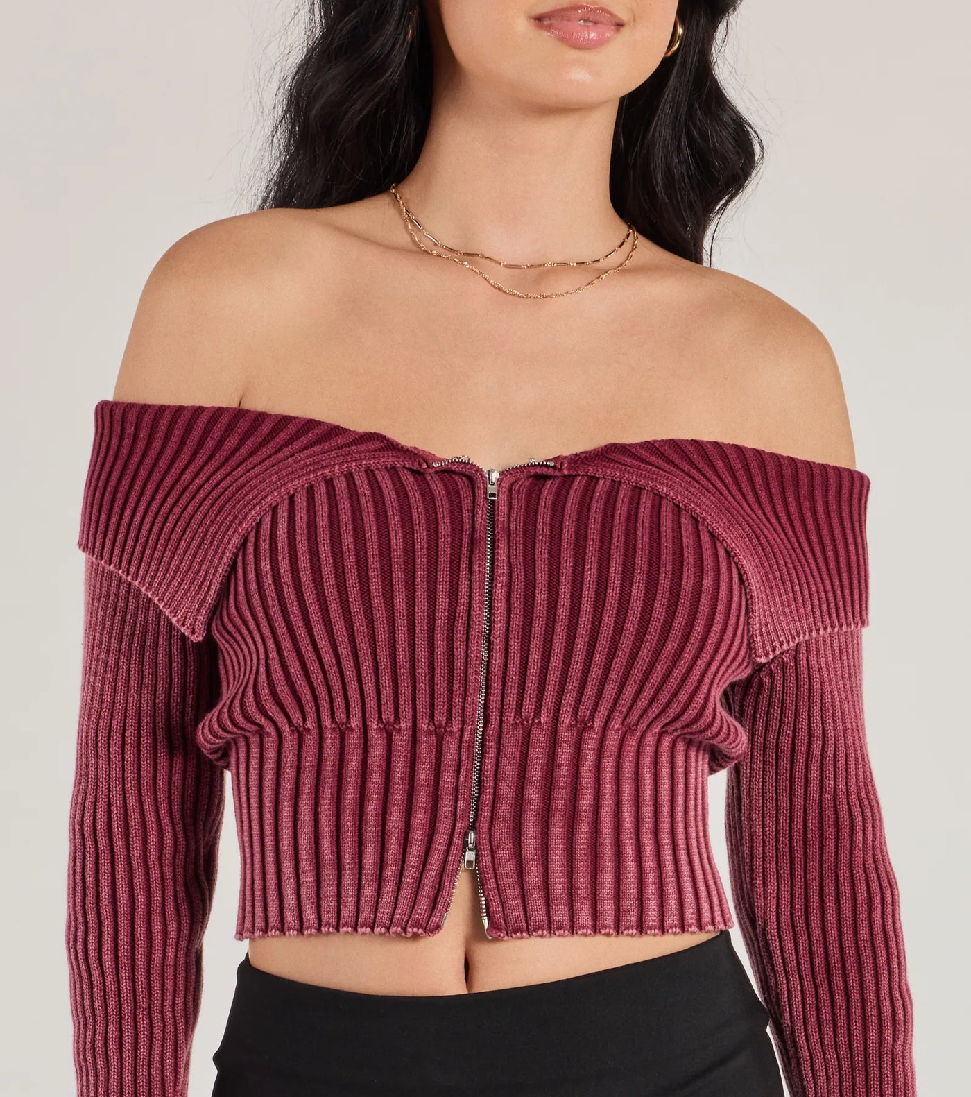 Trendsetting Style Off-The-Shoulder Cropped Knit Top