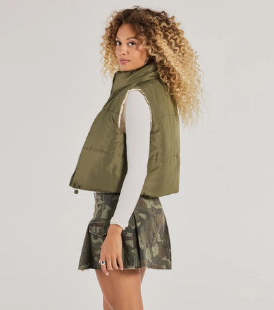 Casual Sleek Reversible Cropped Puffer Vest