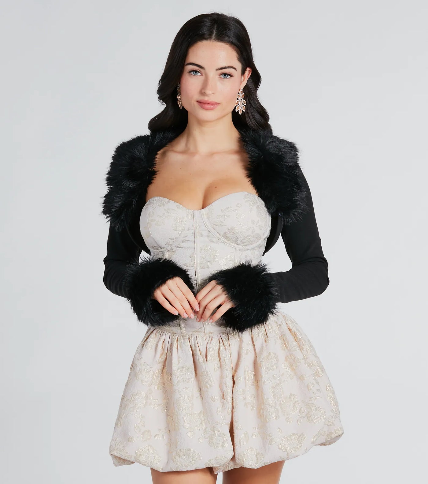 Exclusive Chic Faux Fur Long Sleeve Bolero