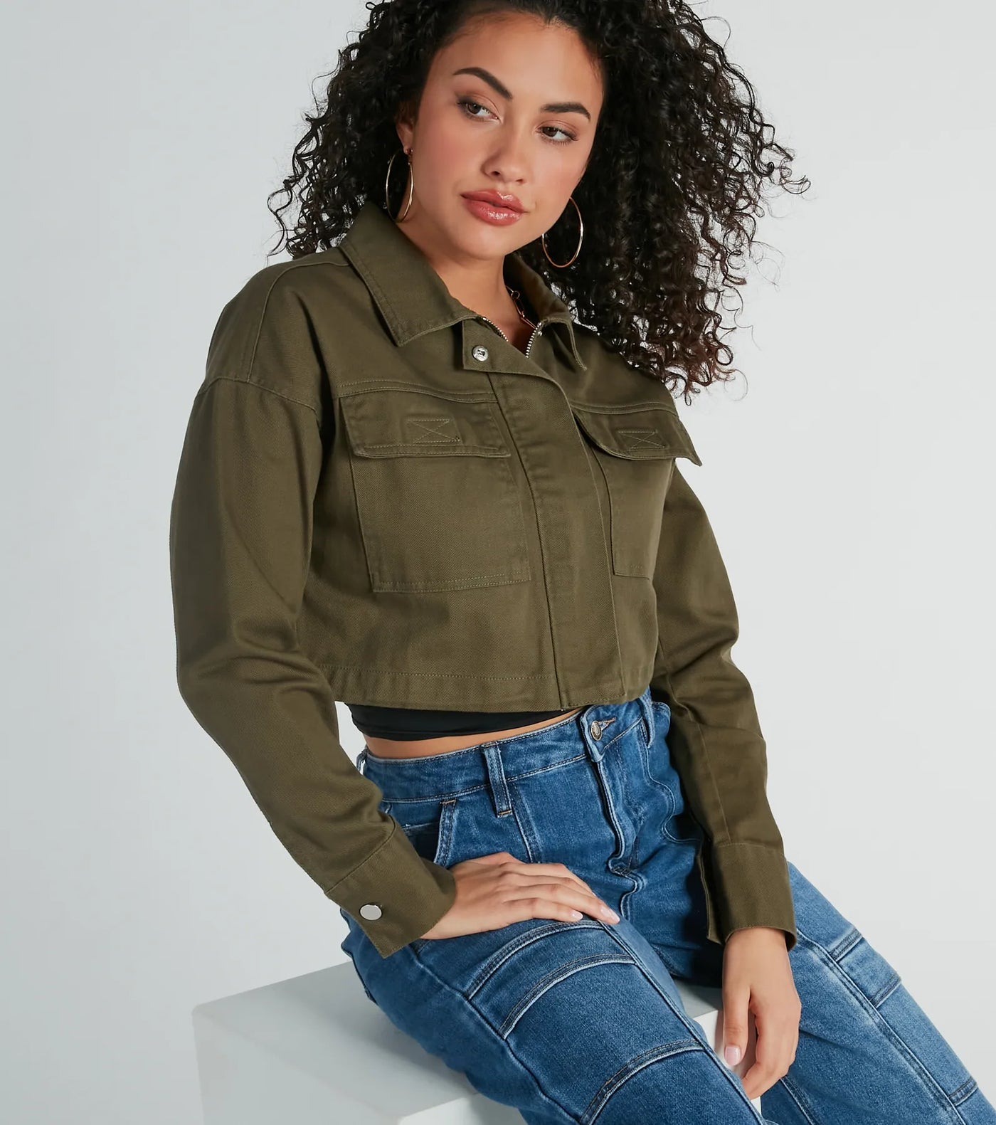 Stylish Expedition Cargo Pocket Crop Bomber Jacket