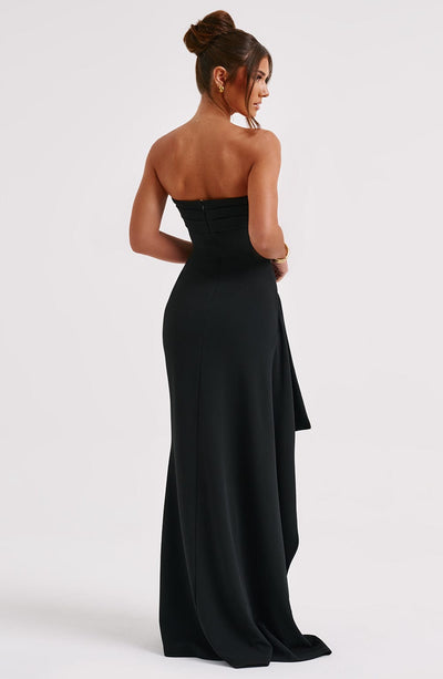 Elegant Black Maxi Dress with Split - Lumikova